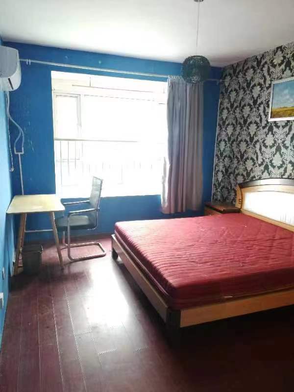 桂花小镇 4室2厅2卫 131m&sup2;