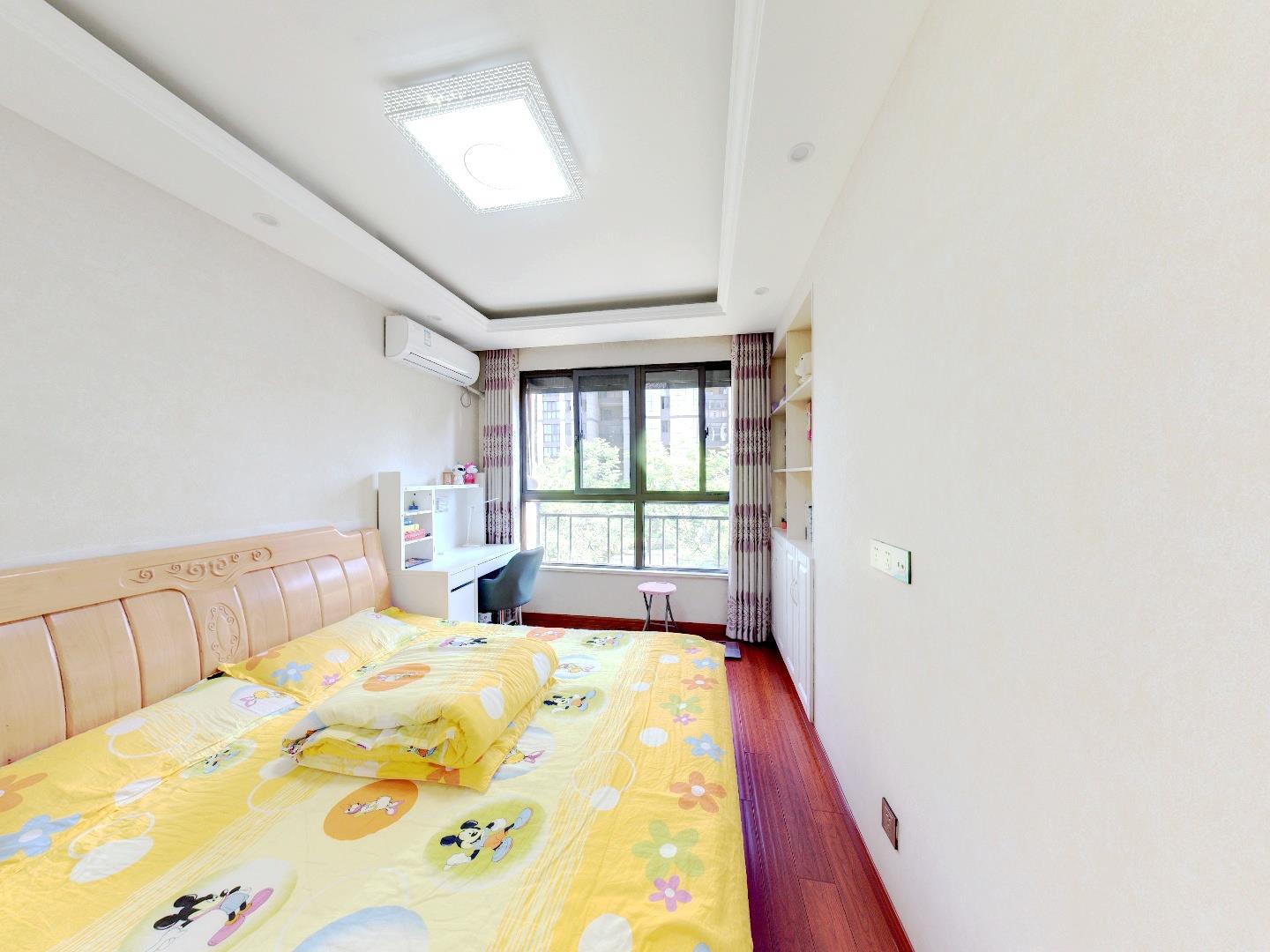 御景澜庭 3室2厅1卫 91.83m&sup2;