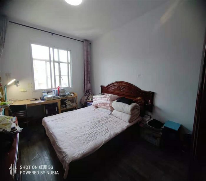 易家桥新村 2室1厅1卫 61m&sup2;