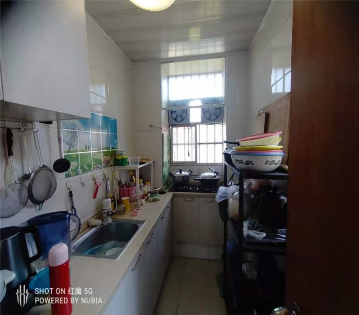 易家桥新村 2室1厅1卫 61m&sup2;