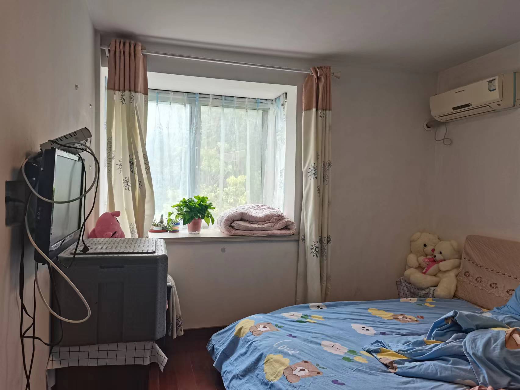 春晖花园 4室2厅2卫 168.8m&sup2;