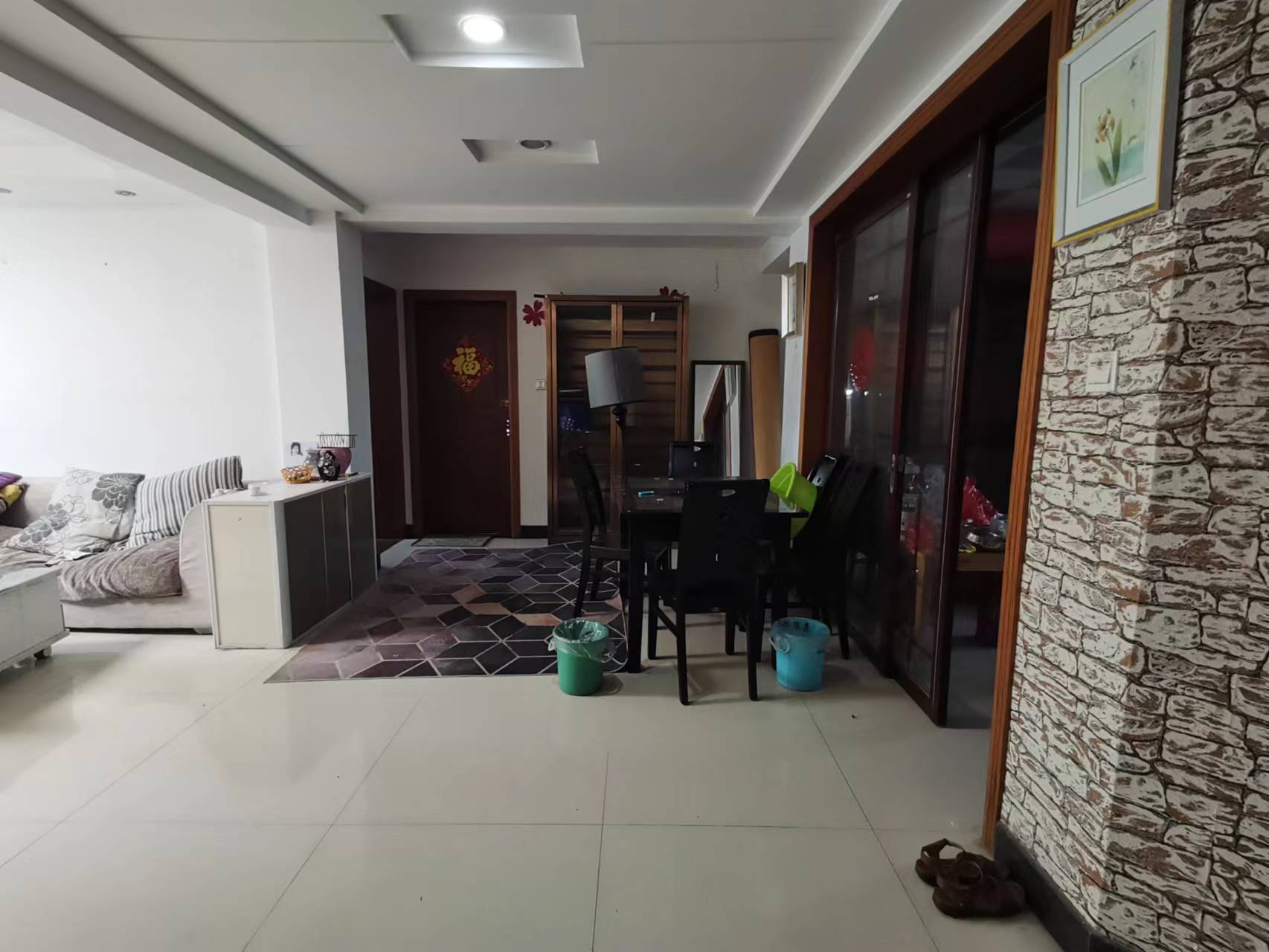 春晖花园 4室2厅2卫 168.8m&sup2;