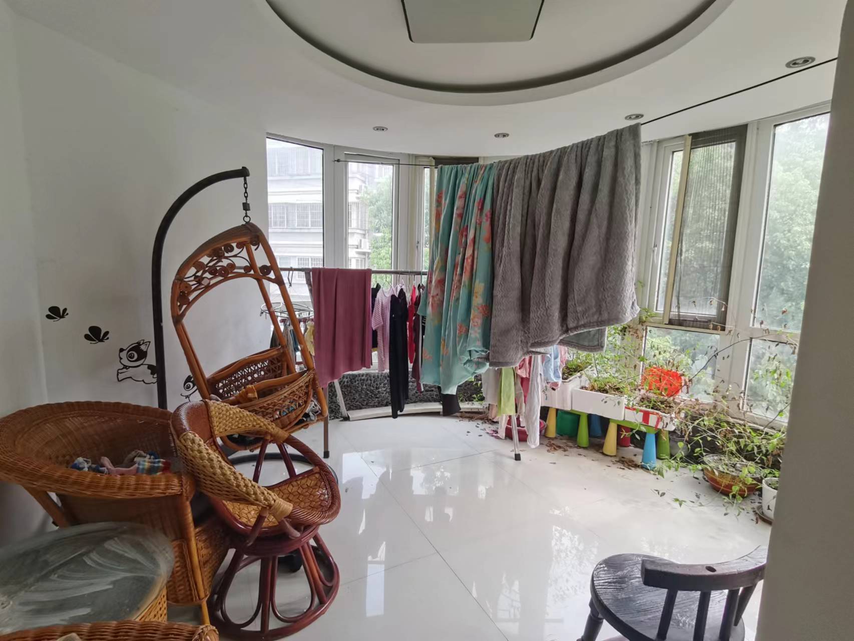 春晖花园 4室2厅2卫 168.8m&sup2;
