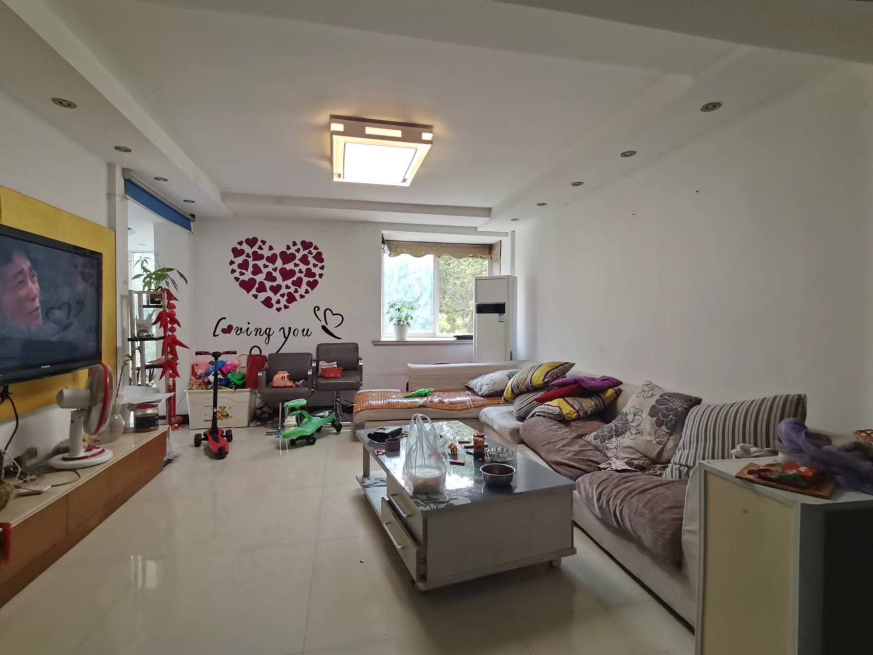 春晖花园 4室2厅2卫 168.8m&sup2;