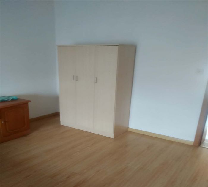 秦灶新村 3室2厅1卫 120m&sup2;