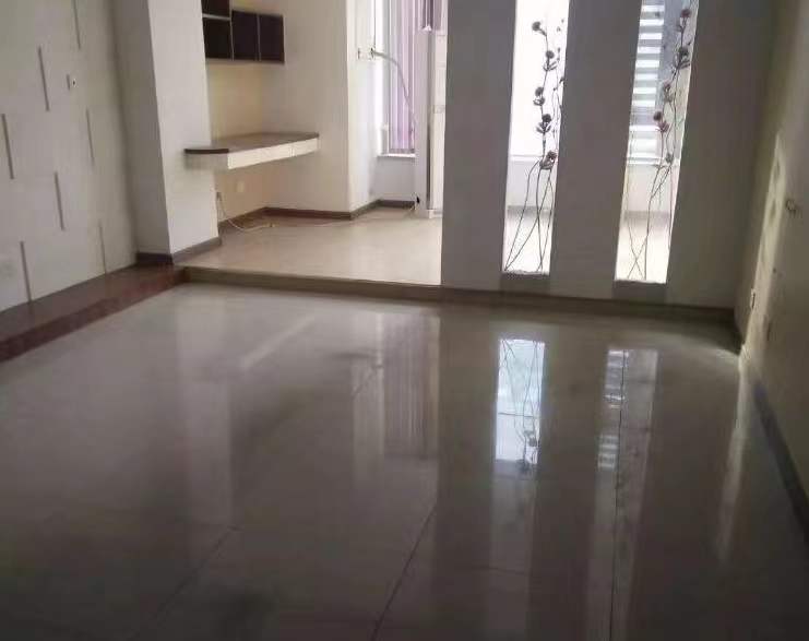 中南世纪城 1室1厅1卫 80m²