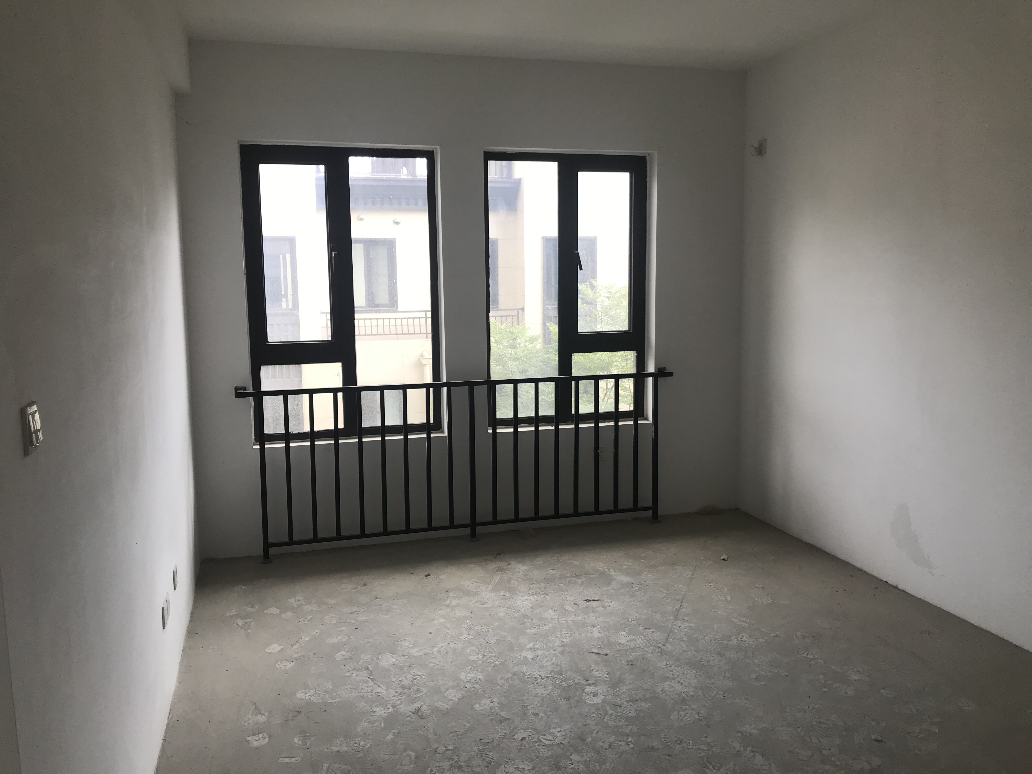 云樾东方 4室2厅3卫 153m&sup2;
