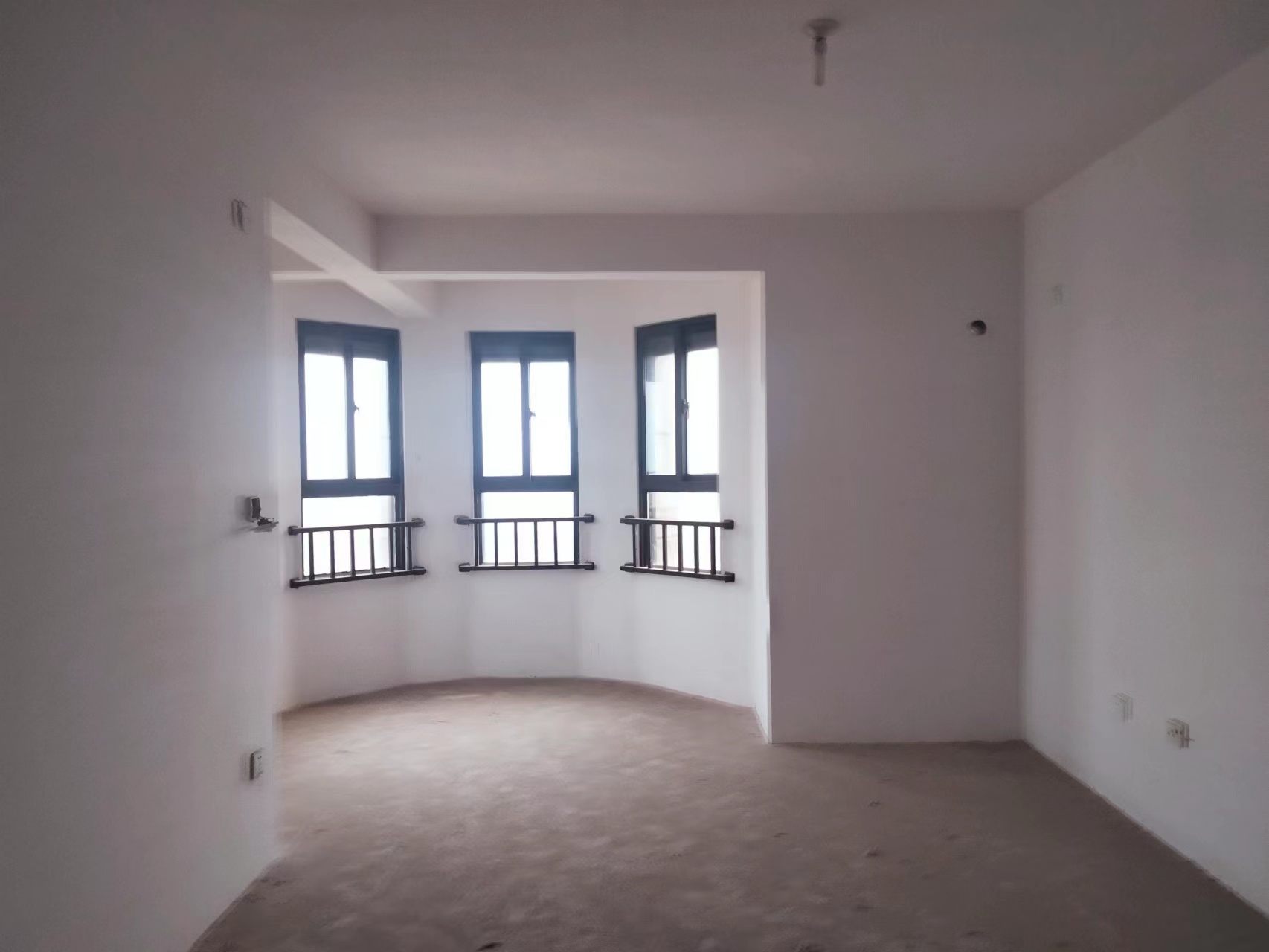 帝奥世伦名郡 2室1厅1卫 40m&sup2;
