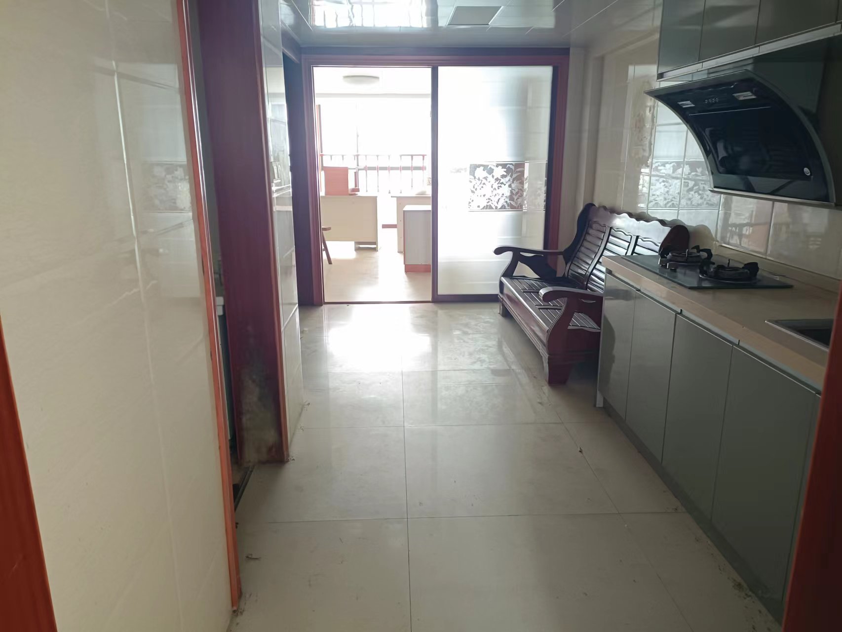 鸿运大厦 2室1厅1卫 51.15m&sup2;