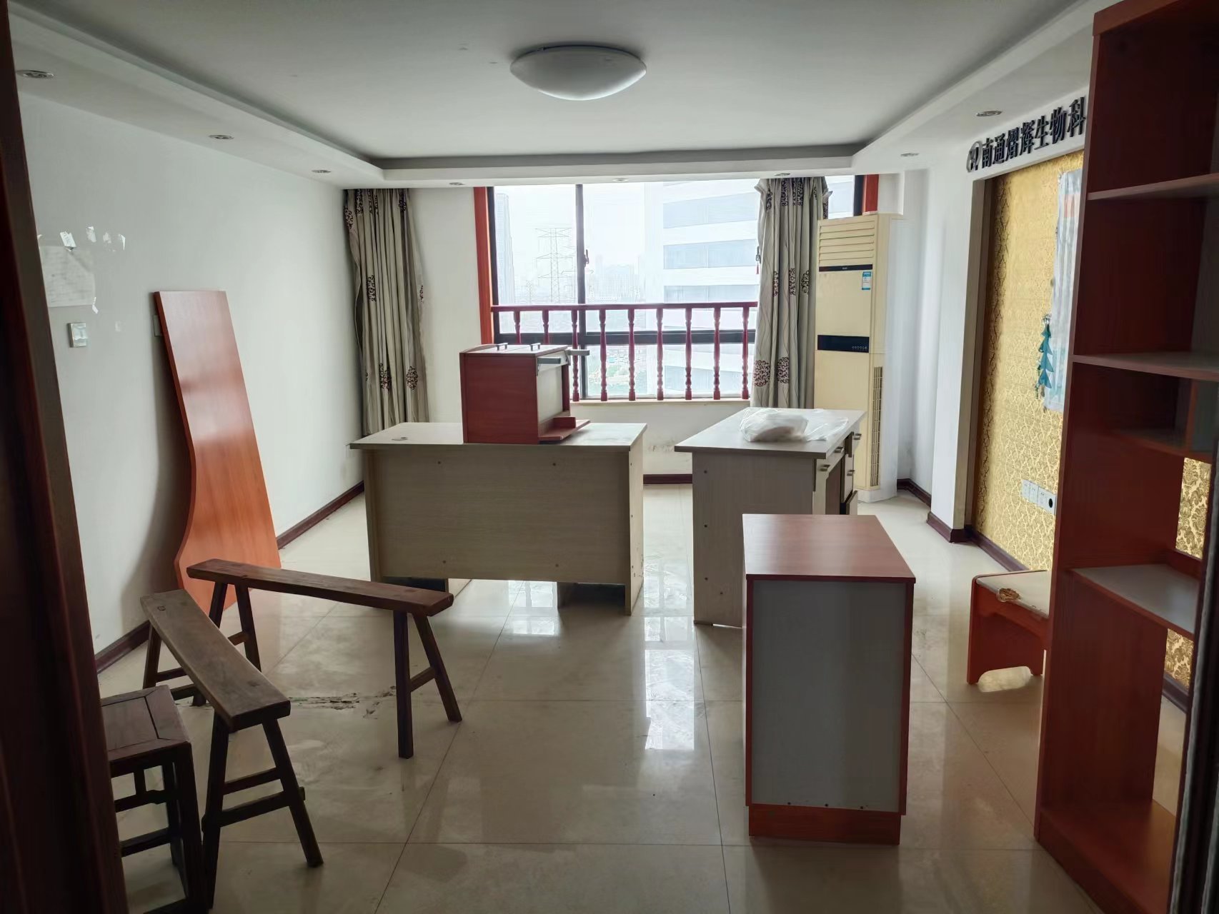 鸿运大厦 2室1厅1卫 51.15m&sup2;