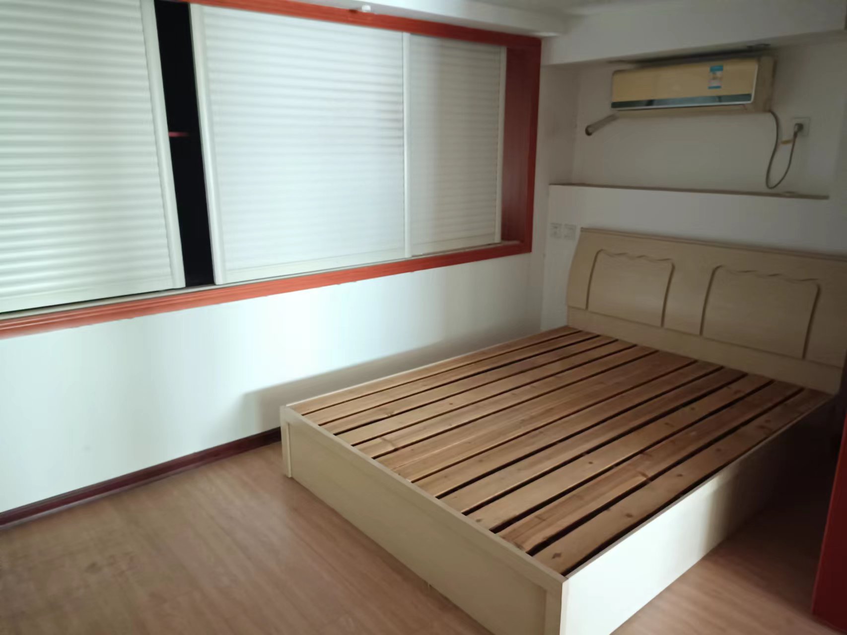 鸿运大厦 2室1厅1卫 51.15m&sup2;