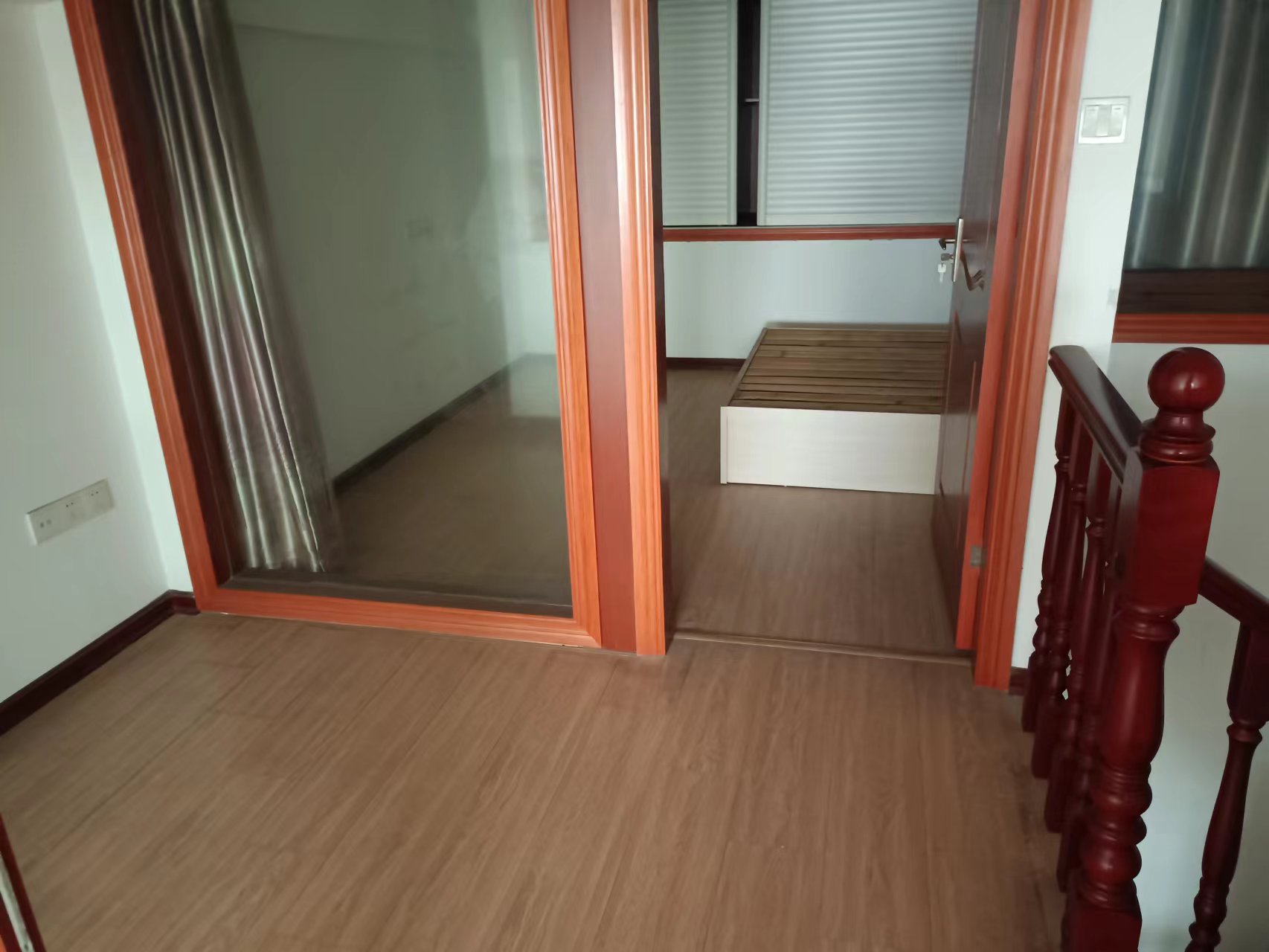 鸿运大厦 2室1厅1卫 51.15m&sup2;