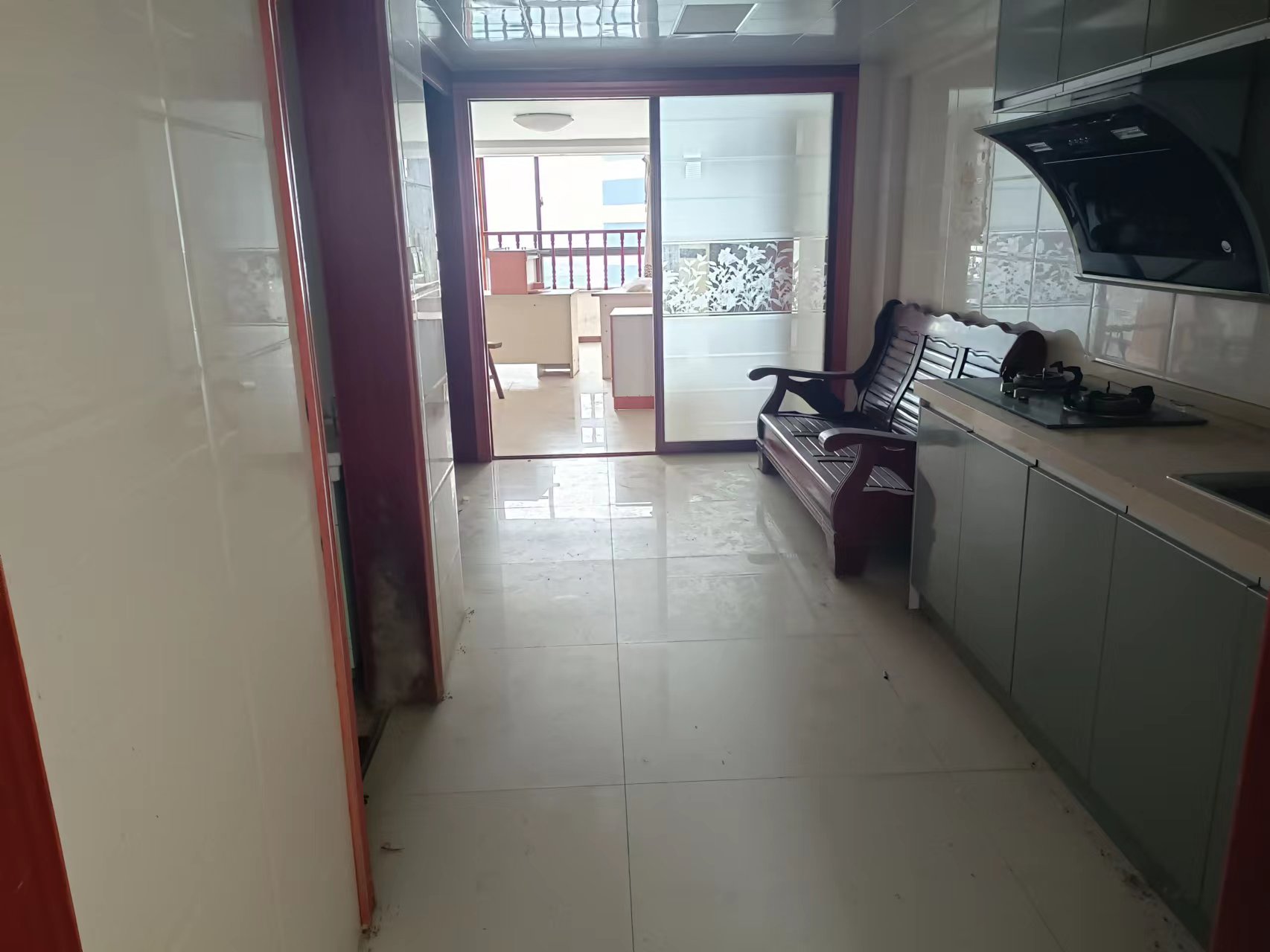 鸿运大厦 2室1厅1卫 51.15m&sup2;