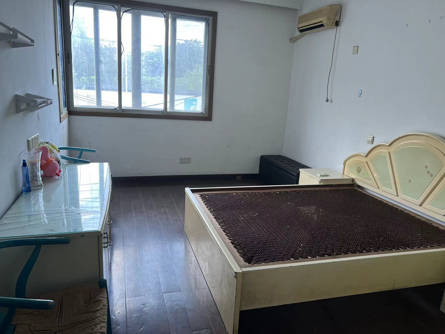 人民中路89号 2室1厅1卫 68m&sup2;