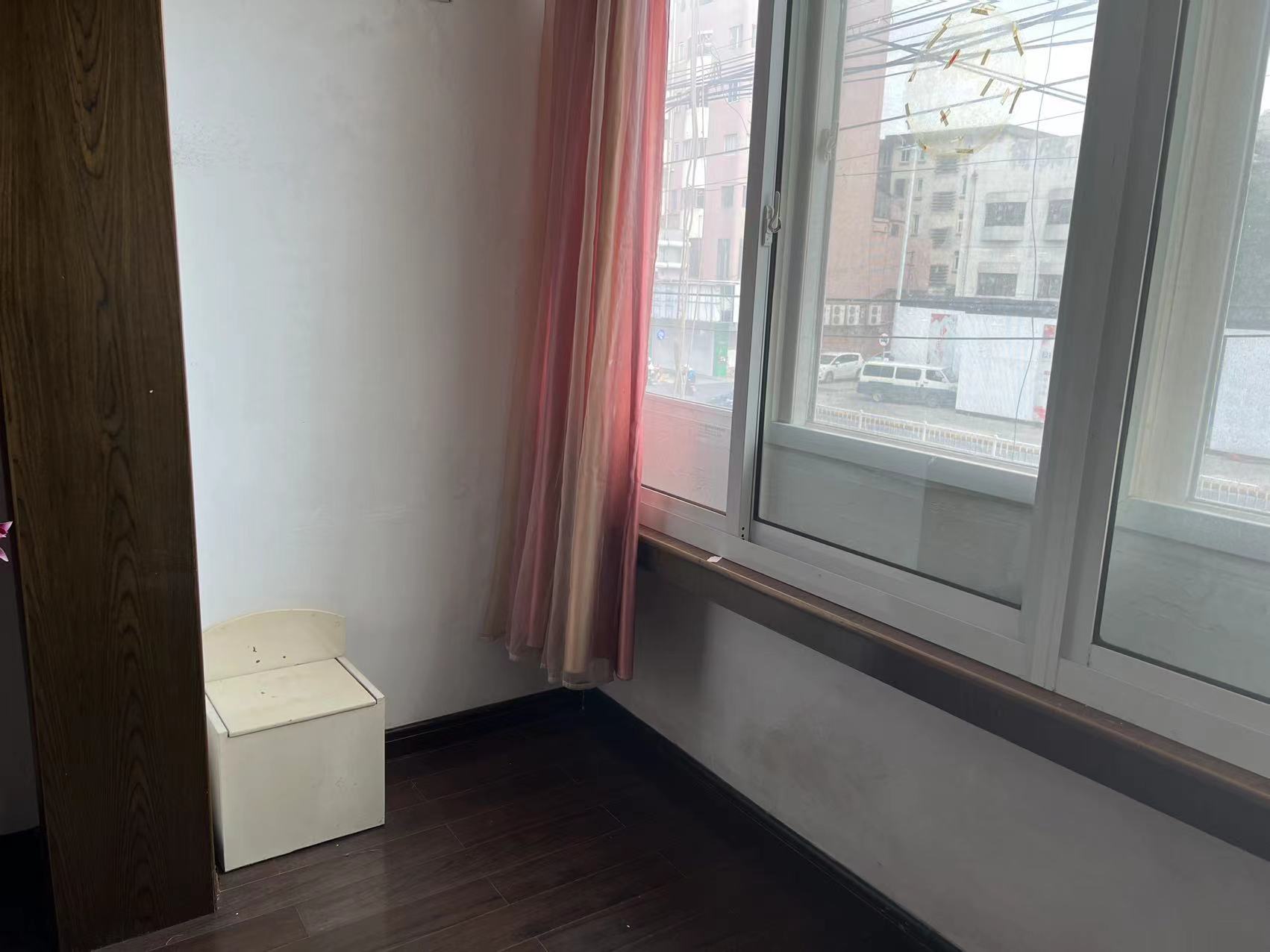 人民中路89号 2室1厅1卫 68m&sup2;