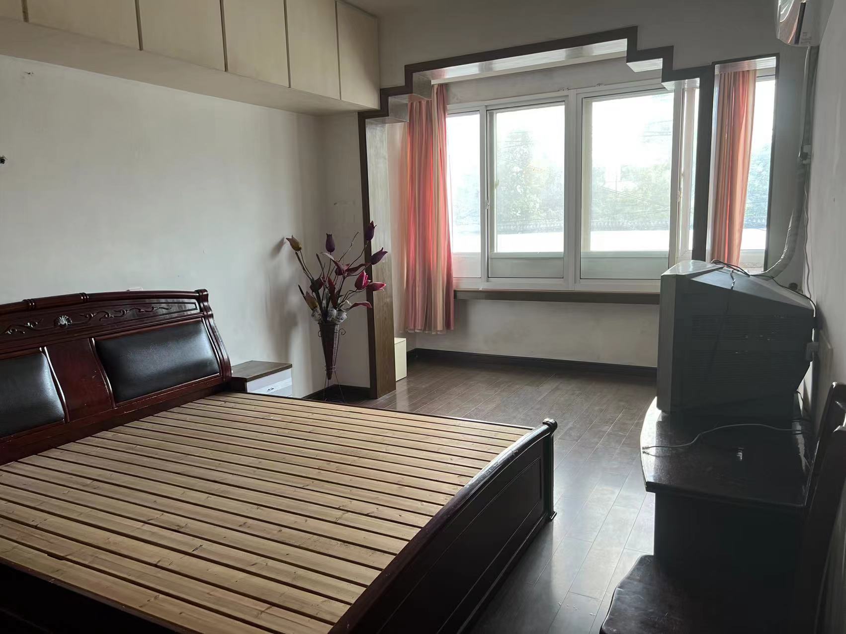 人民中路89号 2室1厅1卫 68m&sup2;