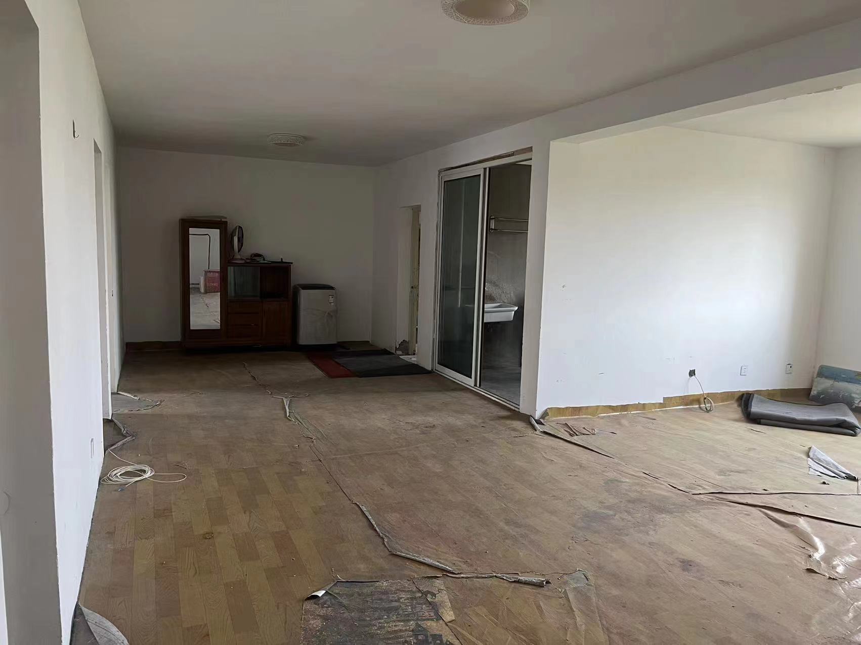 永兴佳园二期 3室2厅1卫 136m²