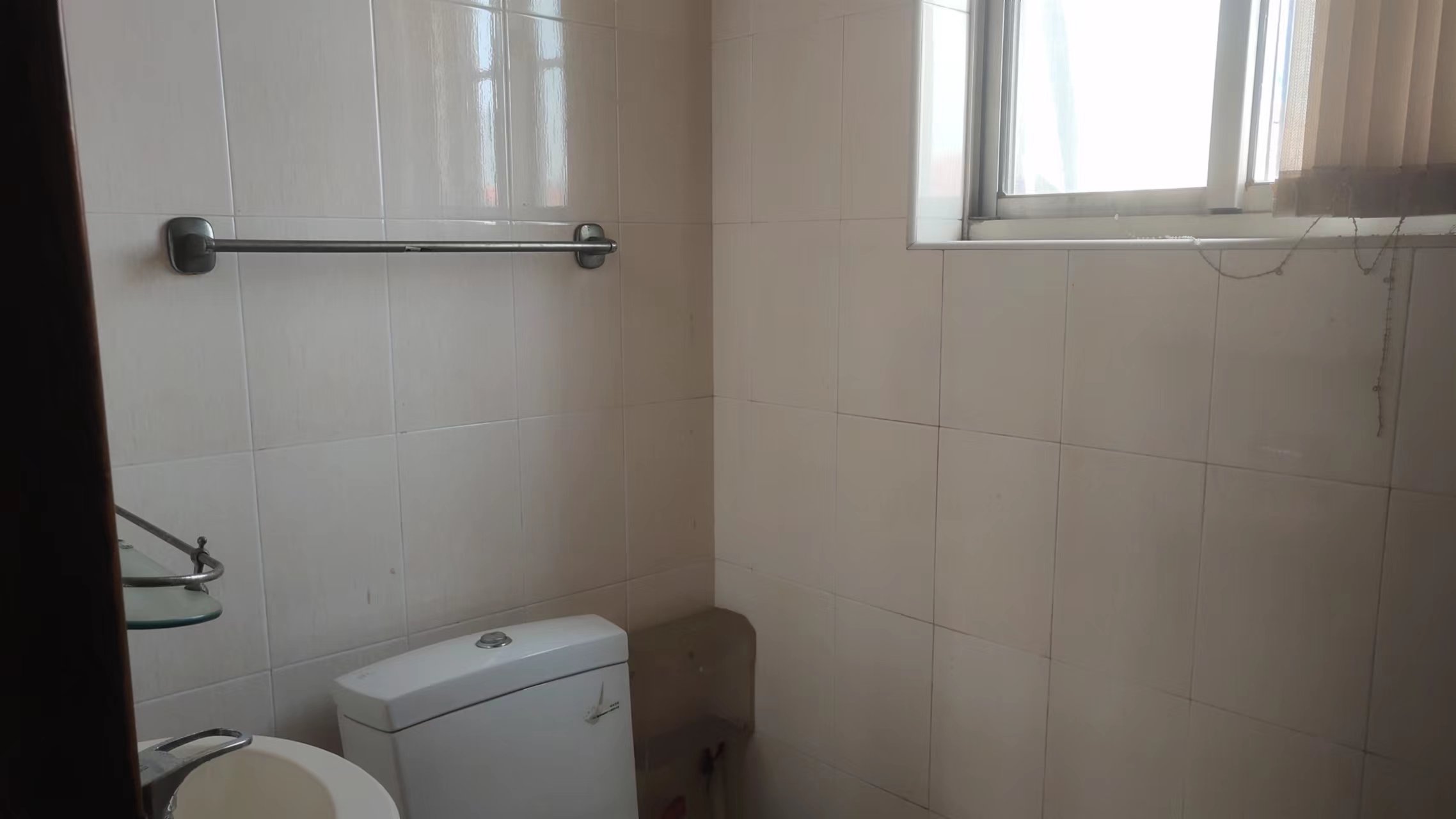 城港新村 4室2厅1卫 136m&sup2;