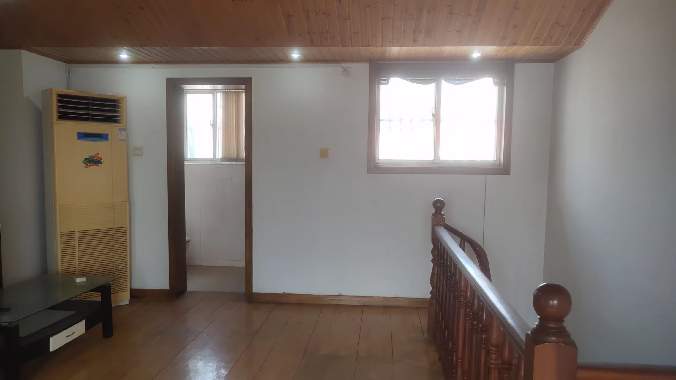 城港新村 4室2厅1卫 136m&sup2;