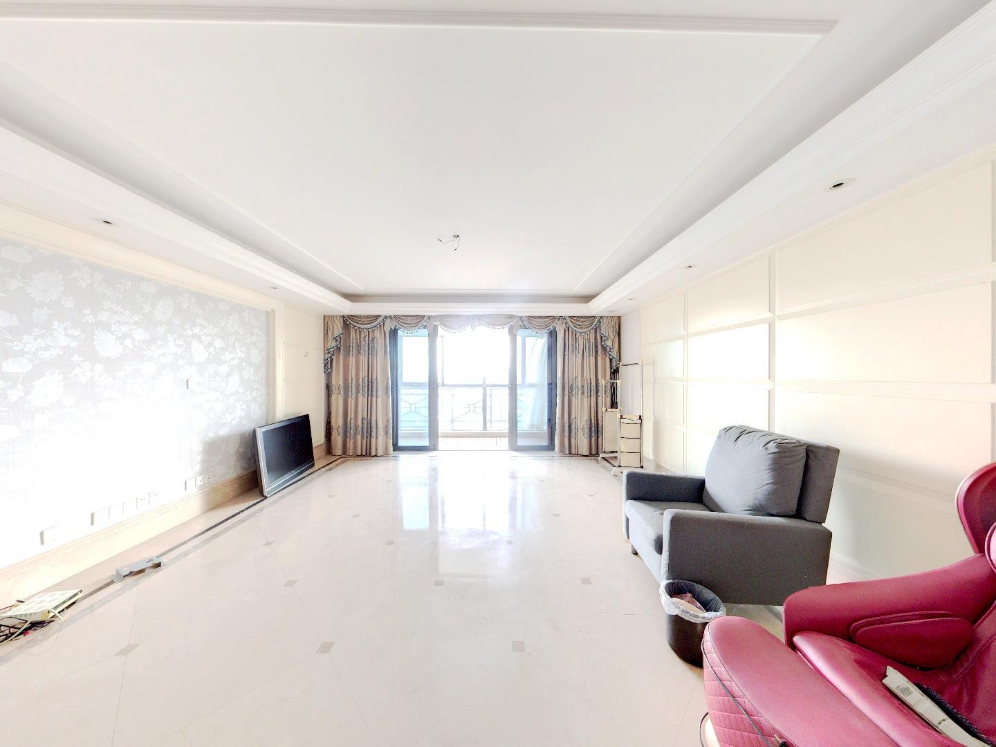 金鼎湾花园 4室2厅1卫 199.6m&sup2;