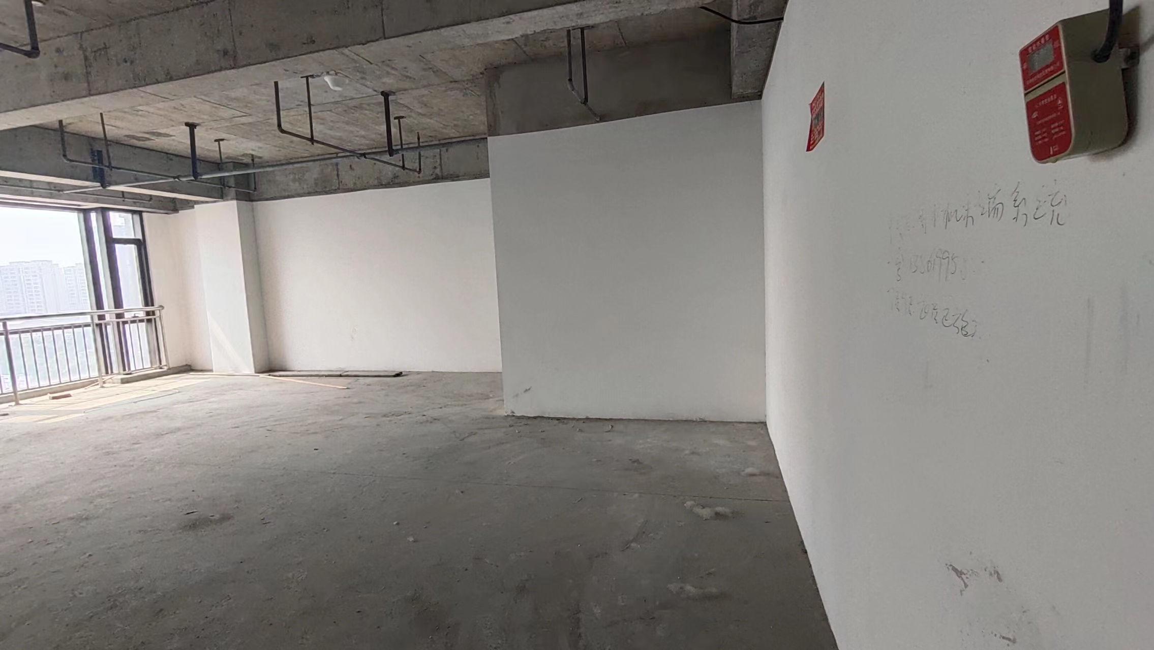 汇金国际 1室1厅卫 110m&sup2;