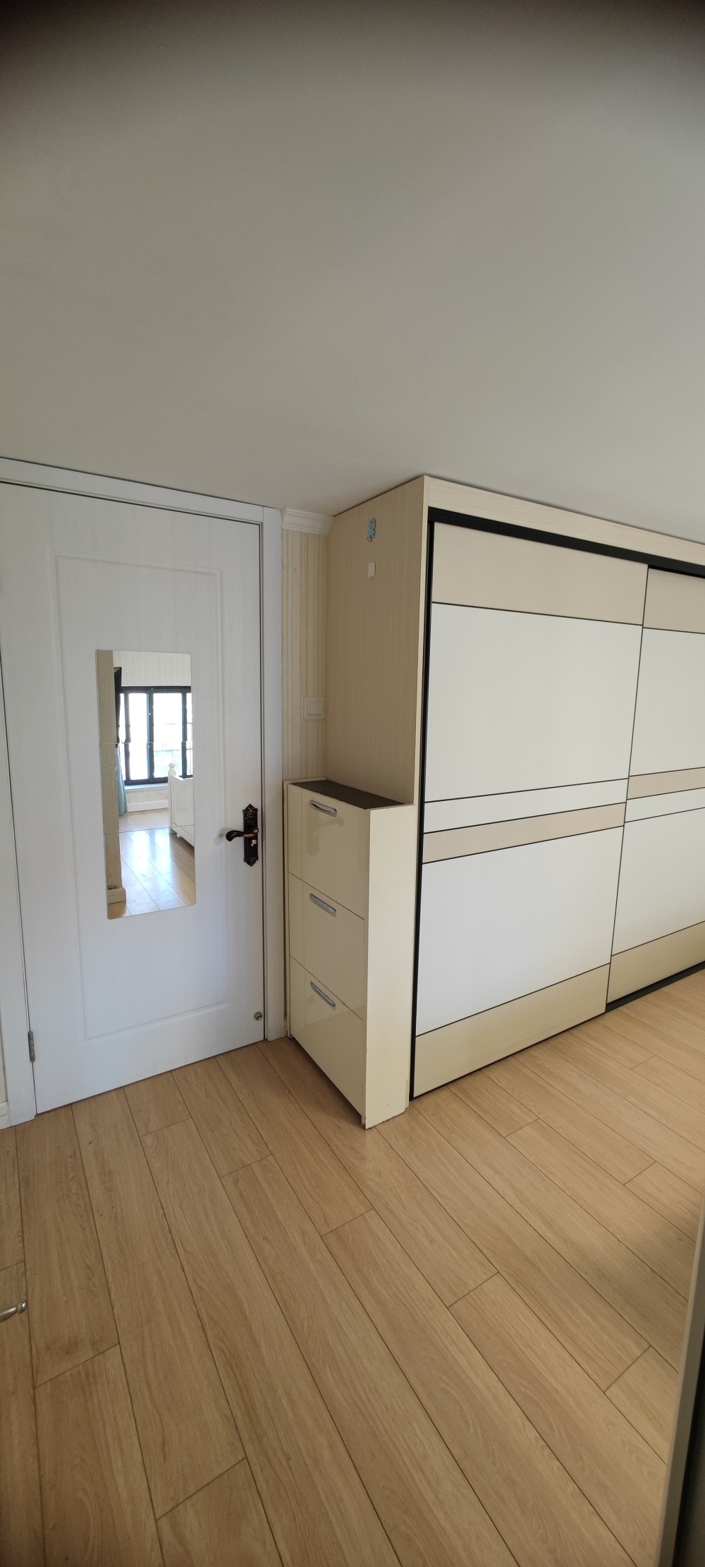 中江国际广场 1室厅1卫 30m&sup2;