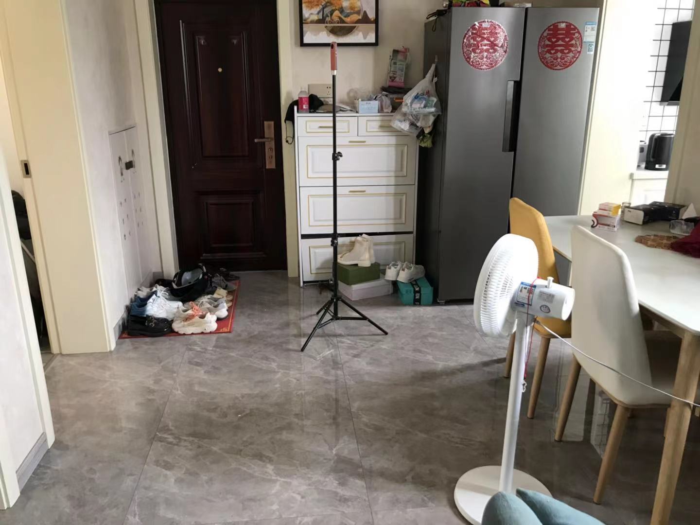 万象西园 2室1厅1卫 63m²
