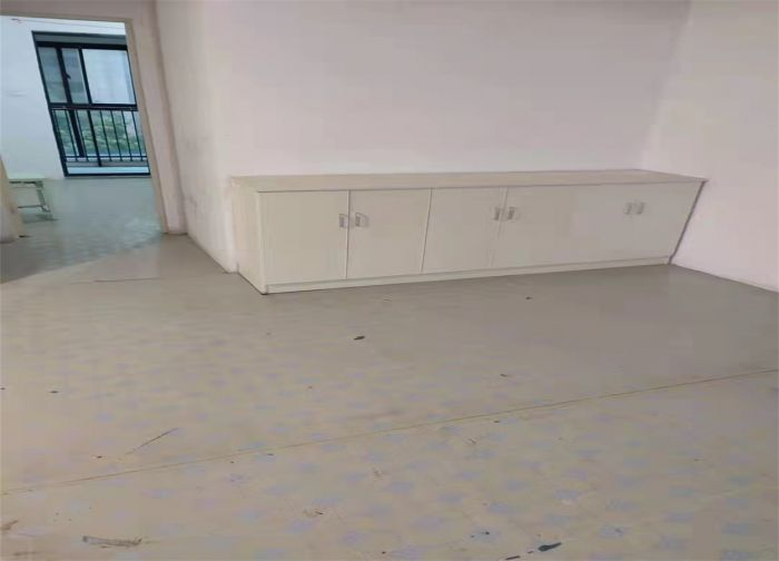 朝阳花苑 3室2厅2卫 138m&sup2;