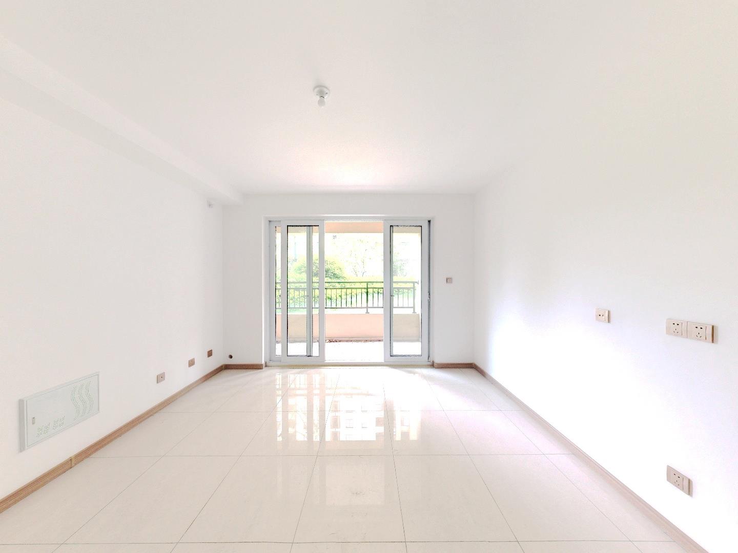 世茂云锦 3室2厅2卫 126m&sup2;