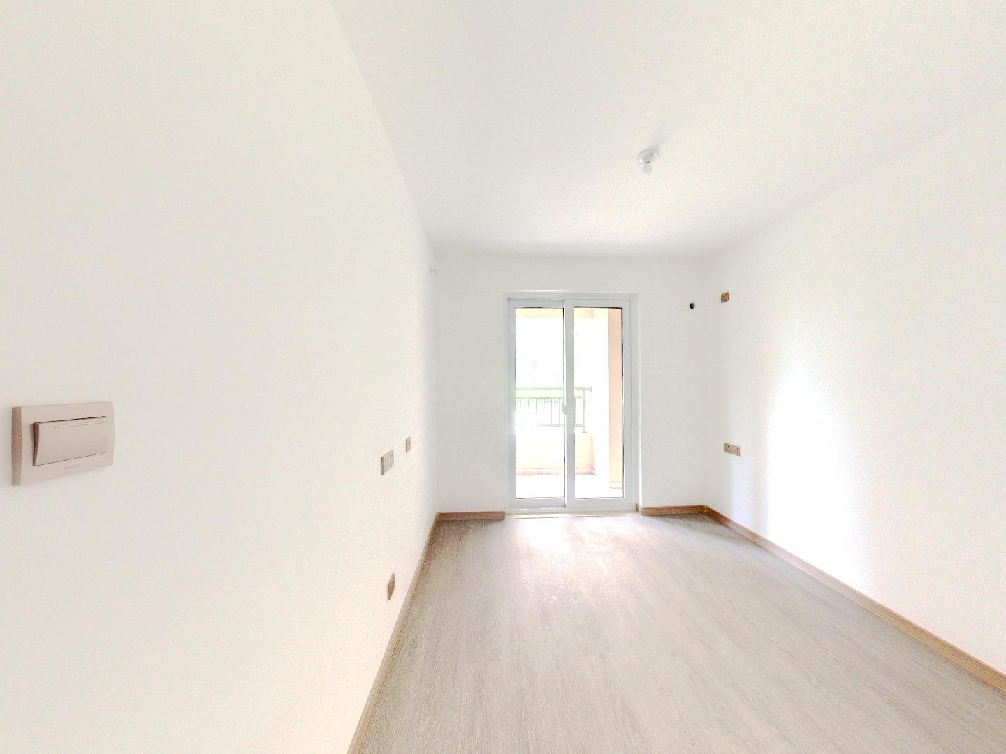 世茂云锦 3室2厅2卫 126m&sup2;