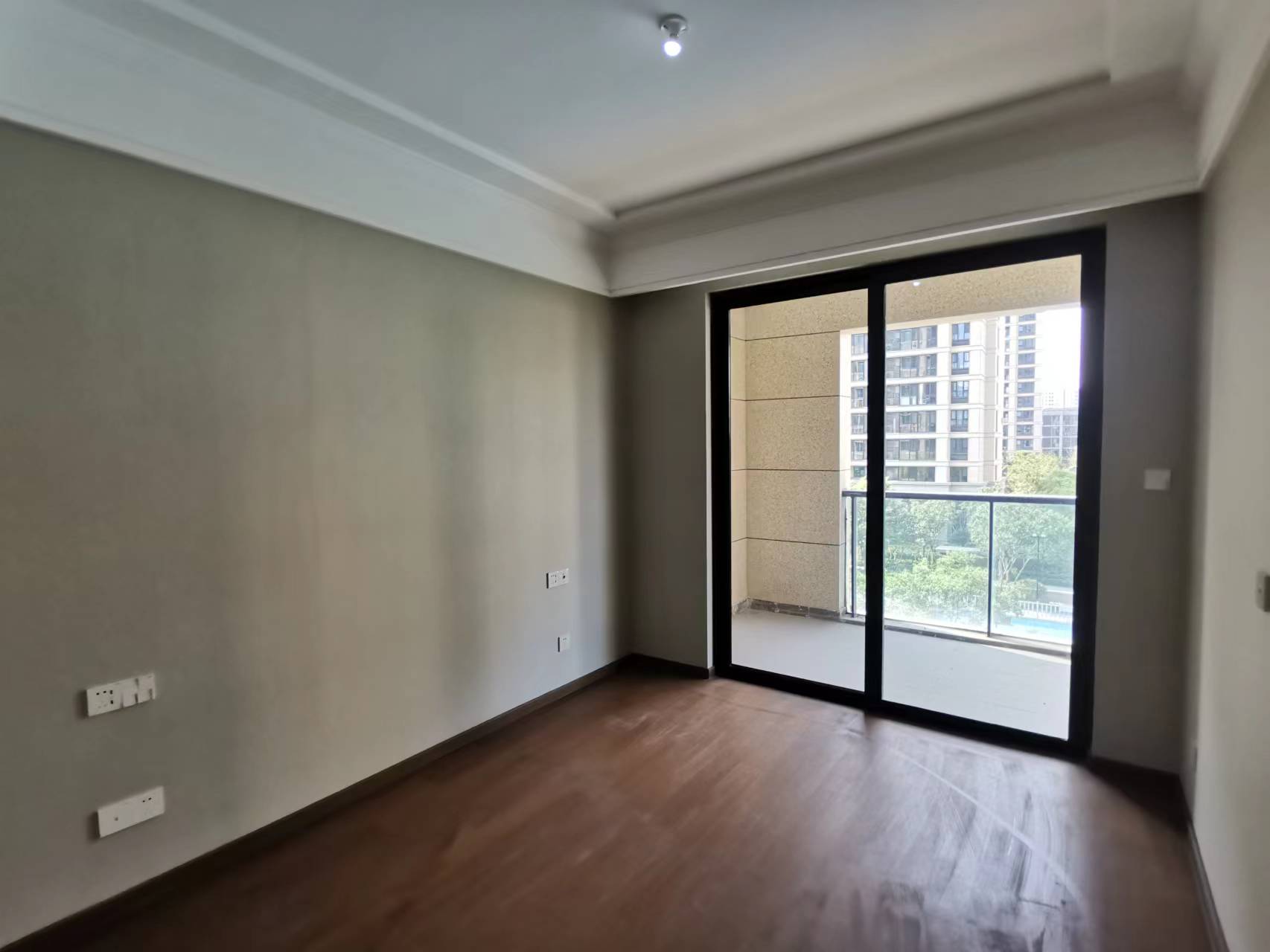 兰园 5室2厅3卫 203m&sup2;