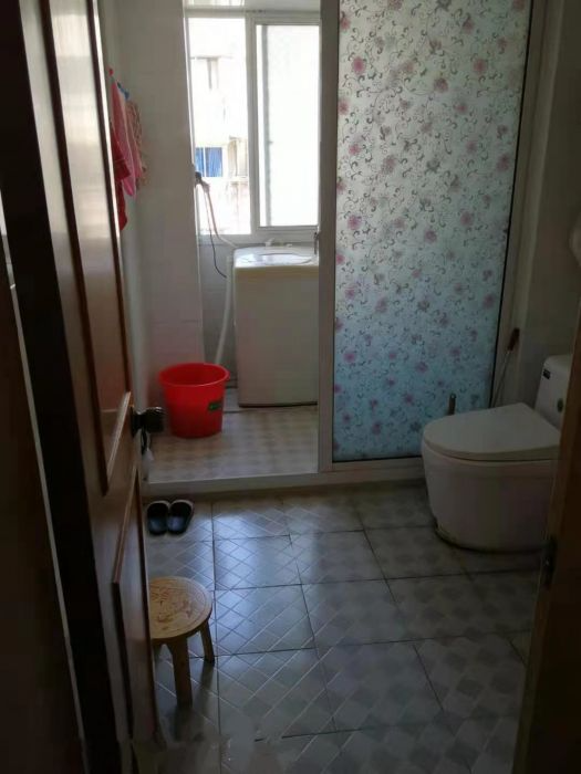 虹桥北村东区 3室1厅1卫 117m&sup2;