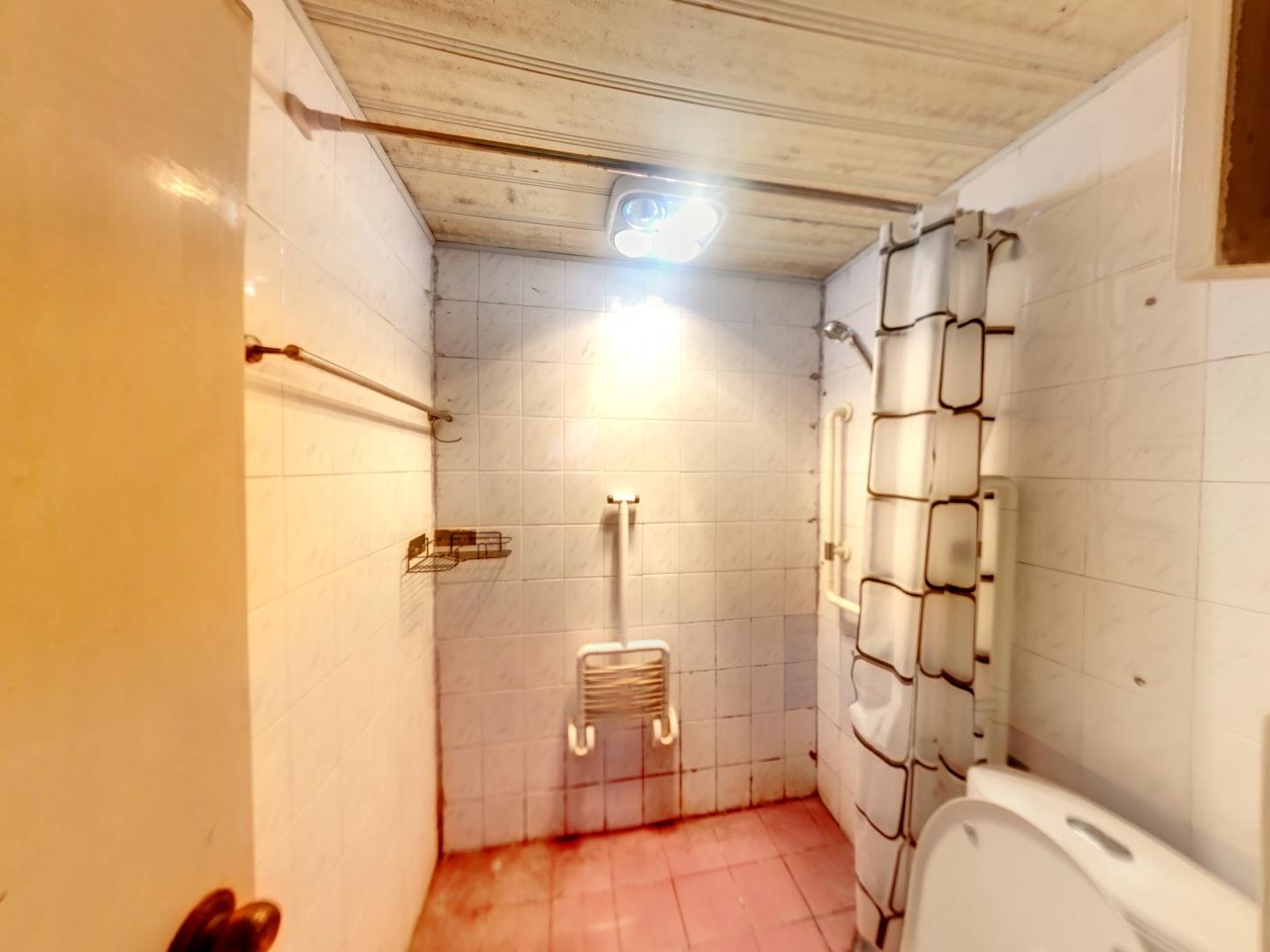 易家桥新村 2室1厅1卫 63m&sup2;