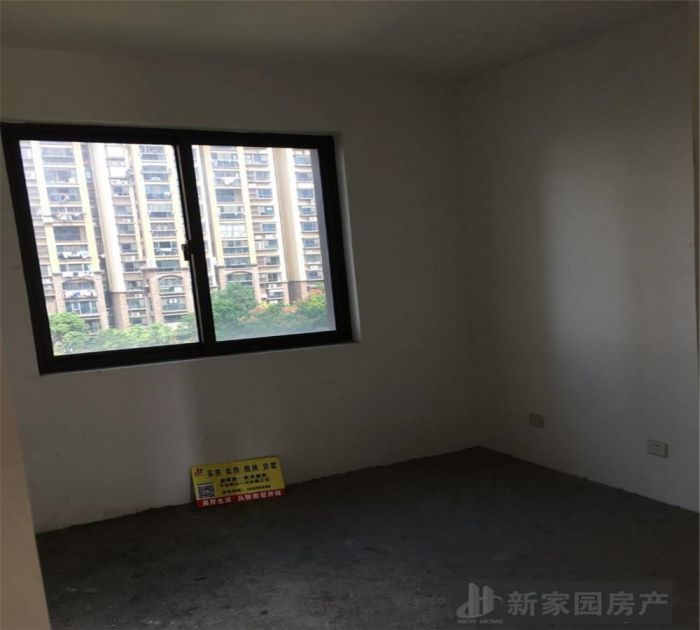 华强城 3室2厅1卫 118m&sup2;
