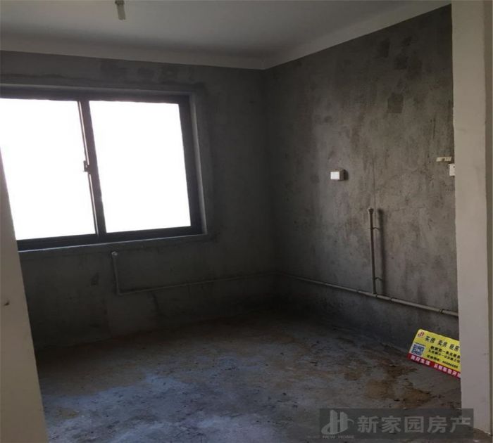 华强城 3室2厅1卫 118m&sup2;
