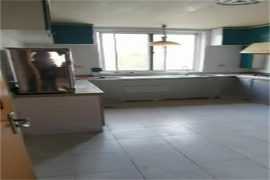 濠西园 3室1厅1卫 138m&sup2;