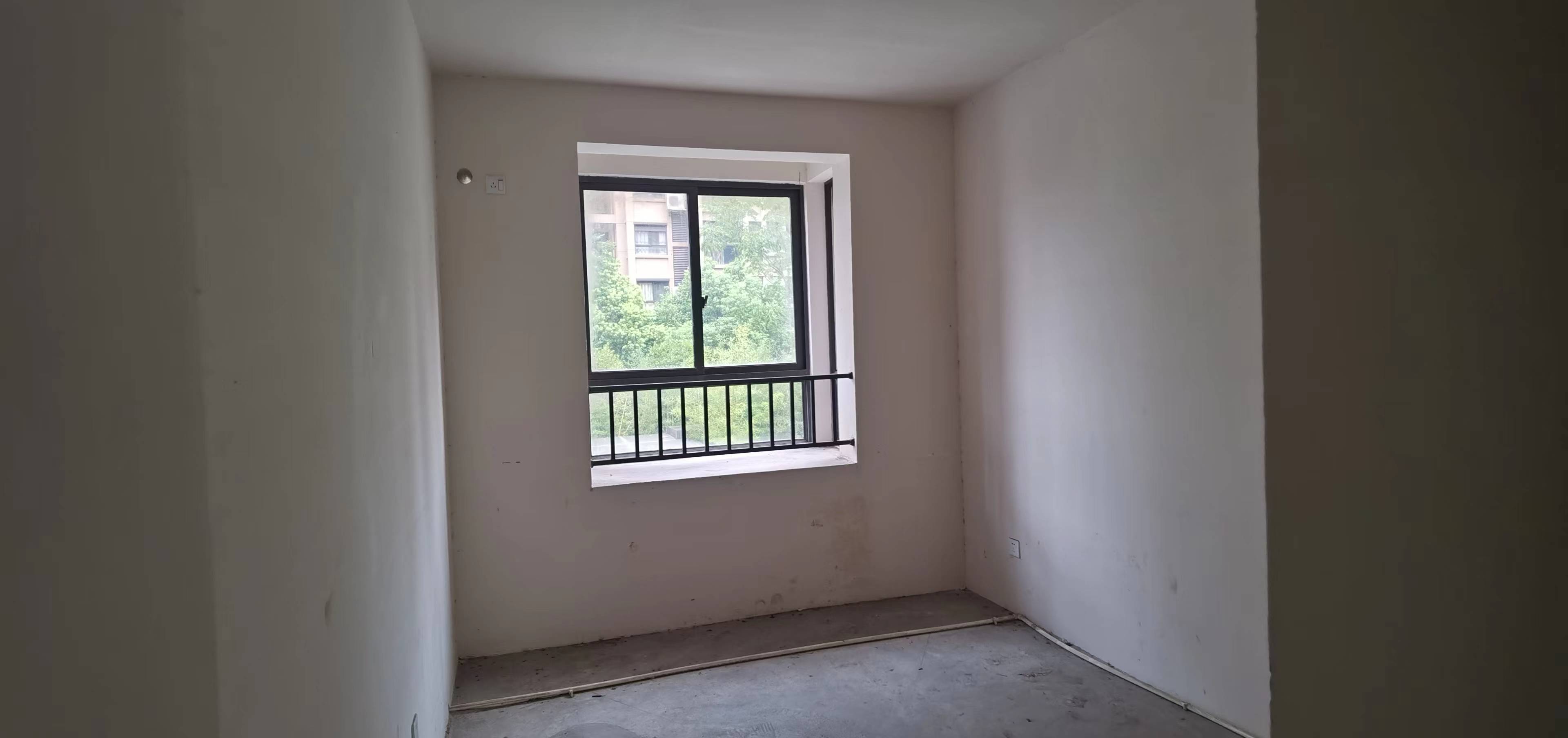 仁和景苑 3室2厅2卫 139.85m&sup2;