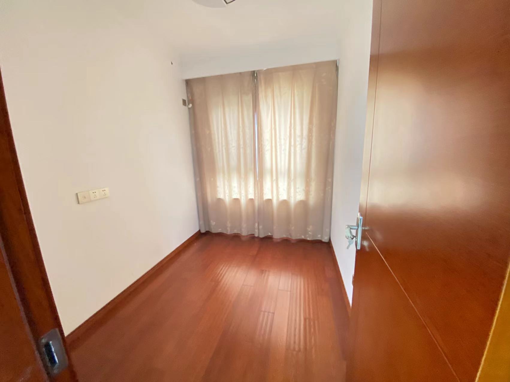 悦达悦海名邸 4室2厅2卫 125m&sup2;