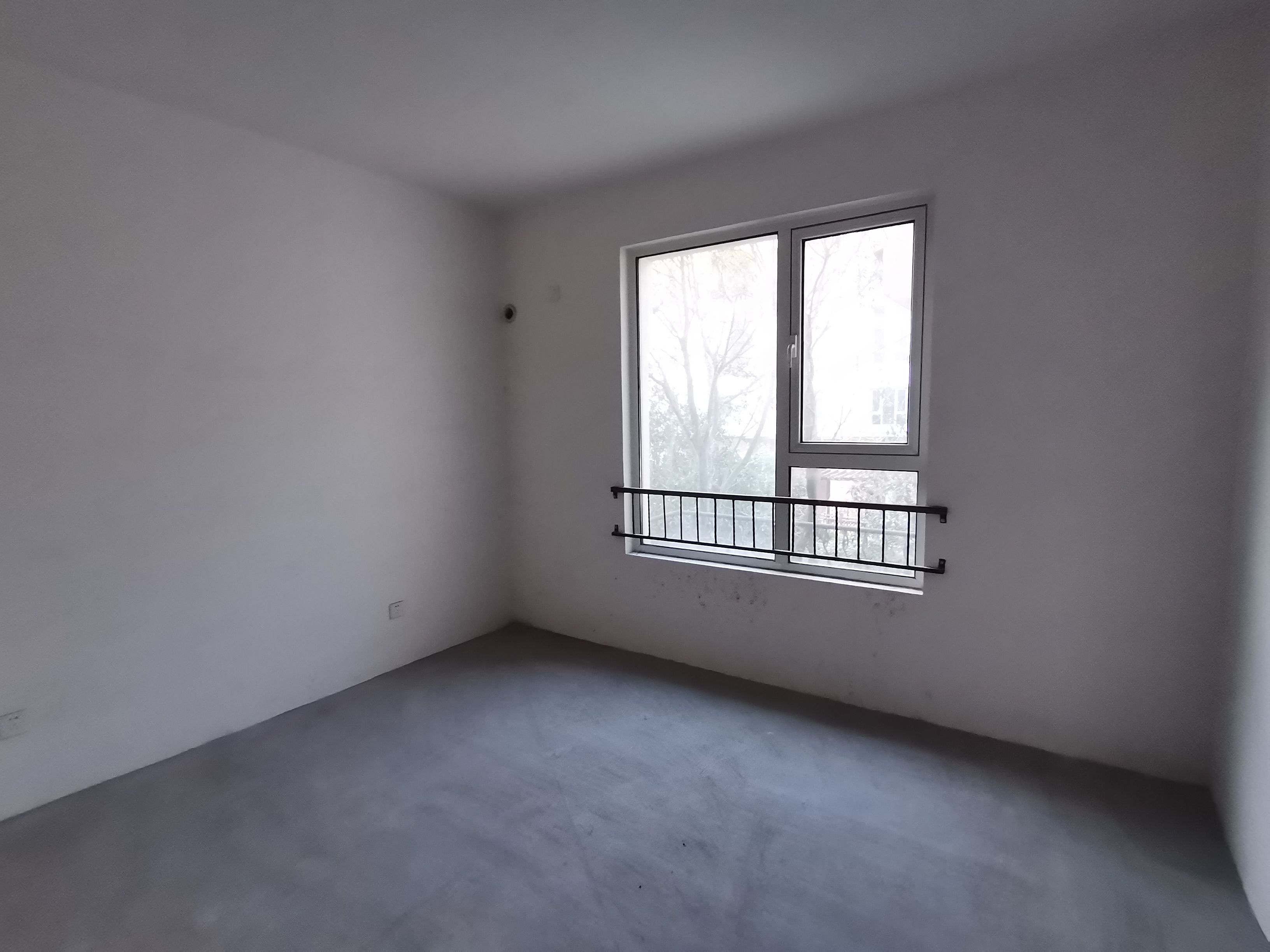 军山花园 4室2厅3卫 187.75m&sup2;