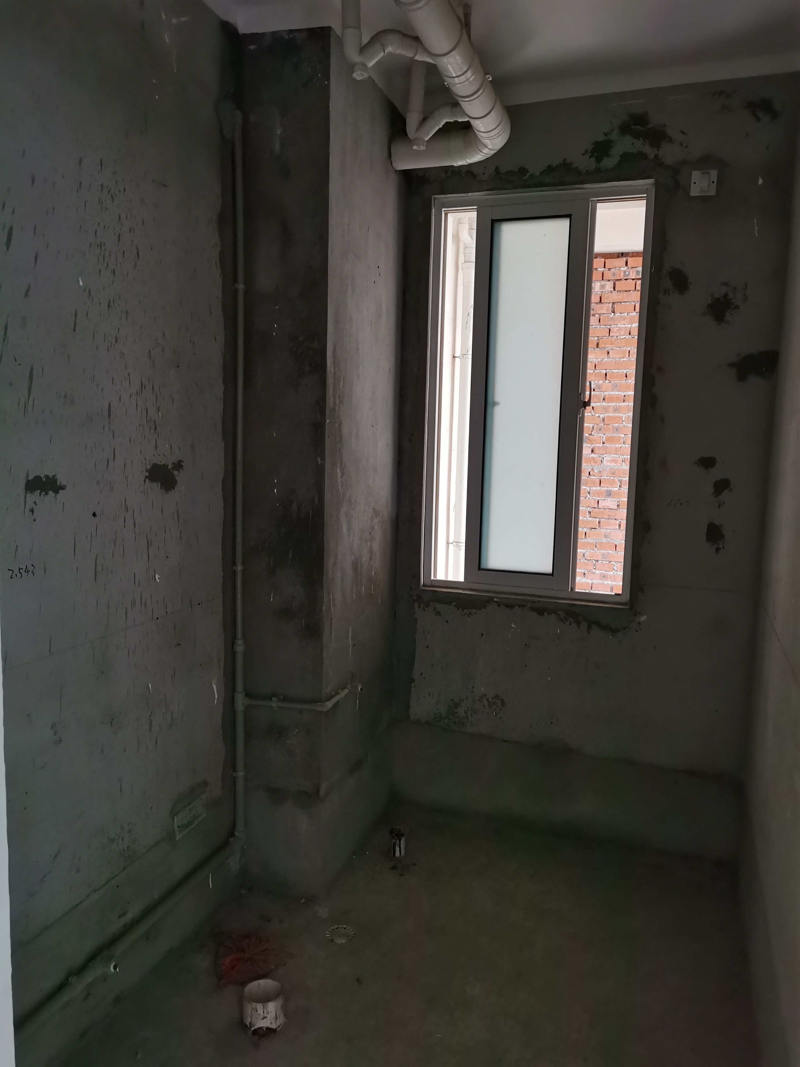 军山花园 4室2厅3卫 187.75m&sup2;