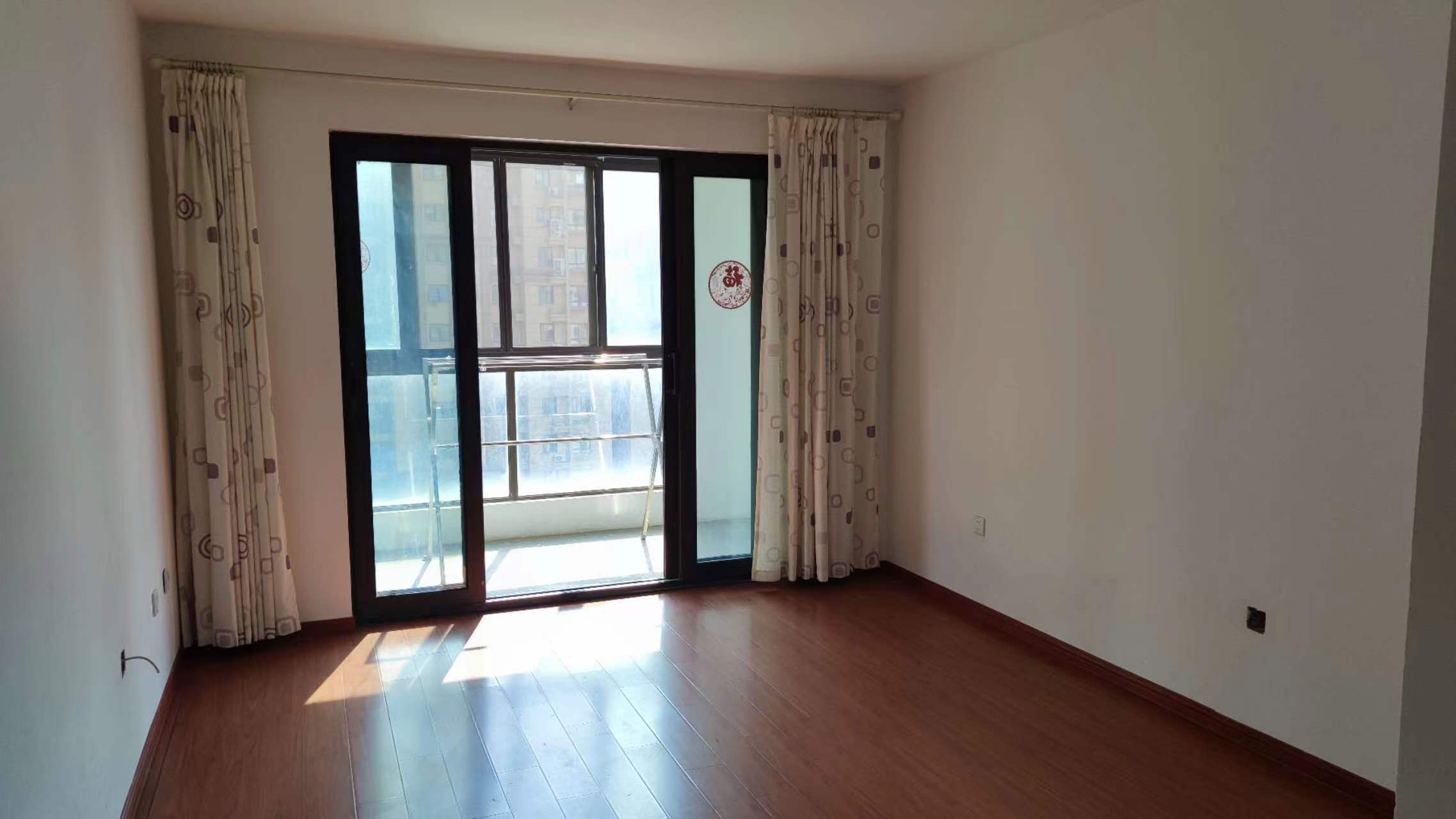 帝奥世伦名郡 2室2厅1卫 97m&sup2;