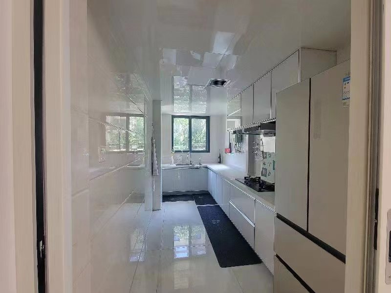 龙田花苑一期 3室2厅1卫 130m&sup2;