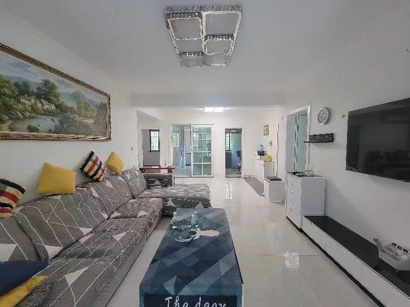 龙田花苑一期 3室2厅1卫 130m&sup2;
