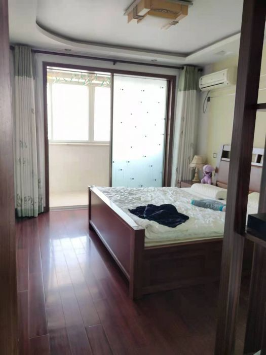 公园一村 3室2厅1卫 139m&sup2;