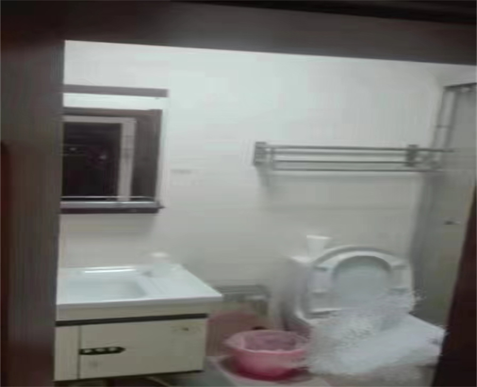 白家园两室一厅