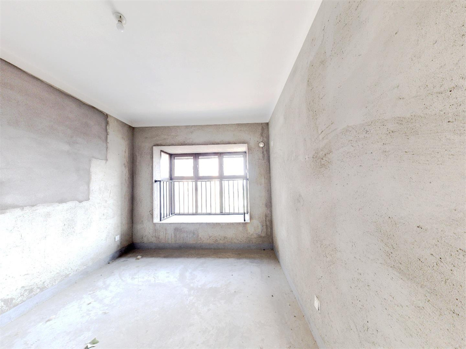 华强城 4室2厅2卫 166m&sup2;