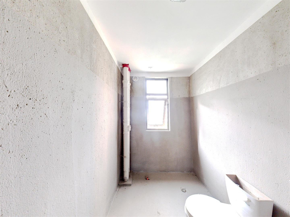 华强城 4室2厅2卫 166m&sup2;