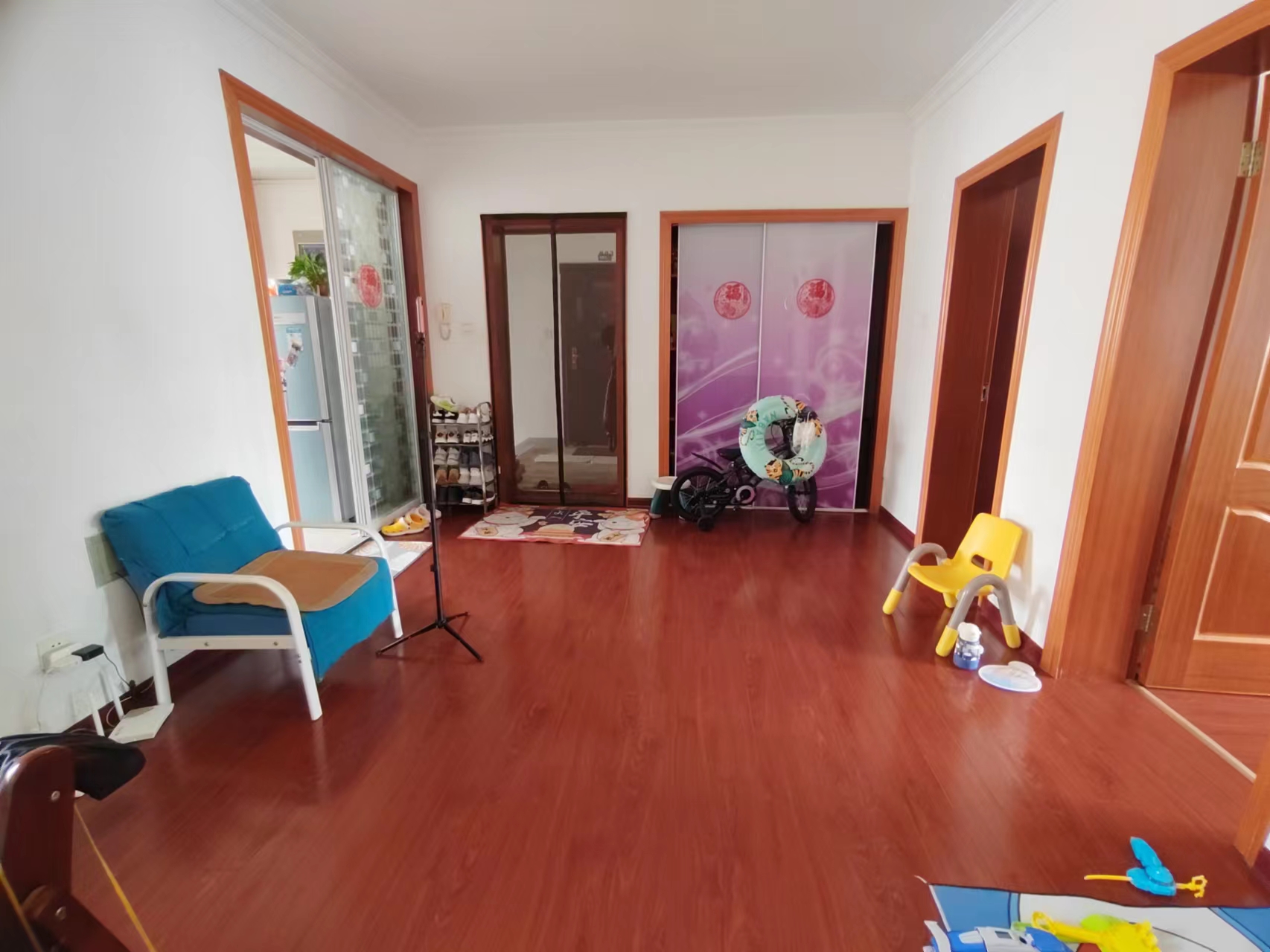 城山花园 2室1厅1卫 76m&sup2;