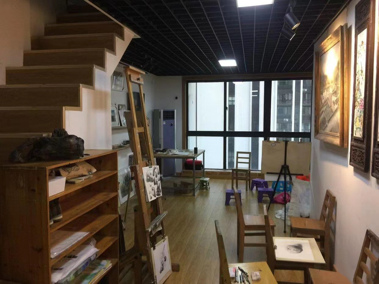 飞马国际 1室1厅1卫 60m&sup2;