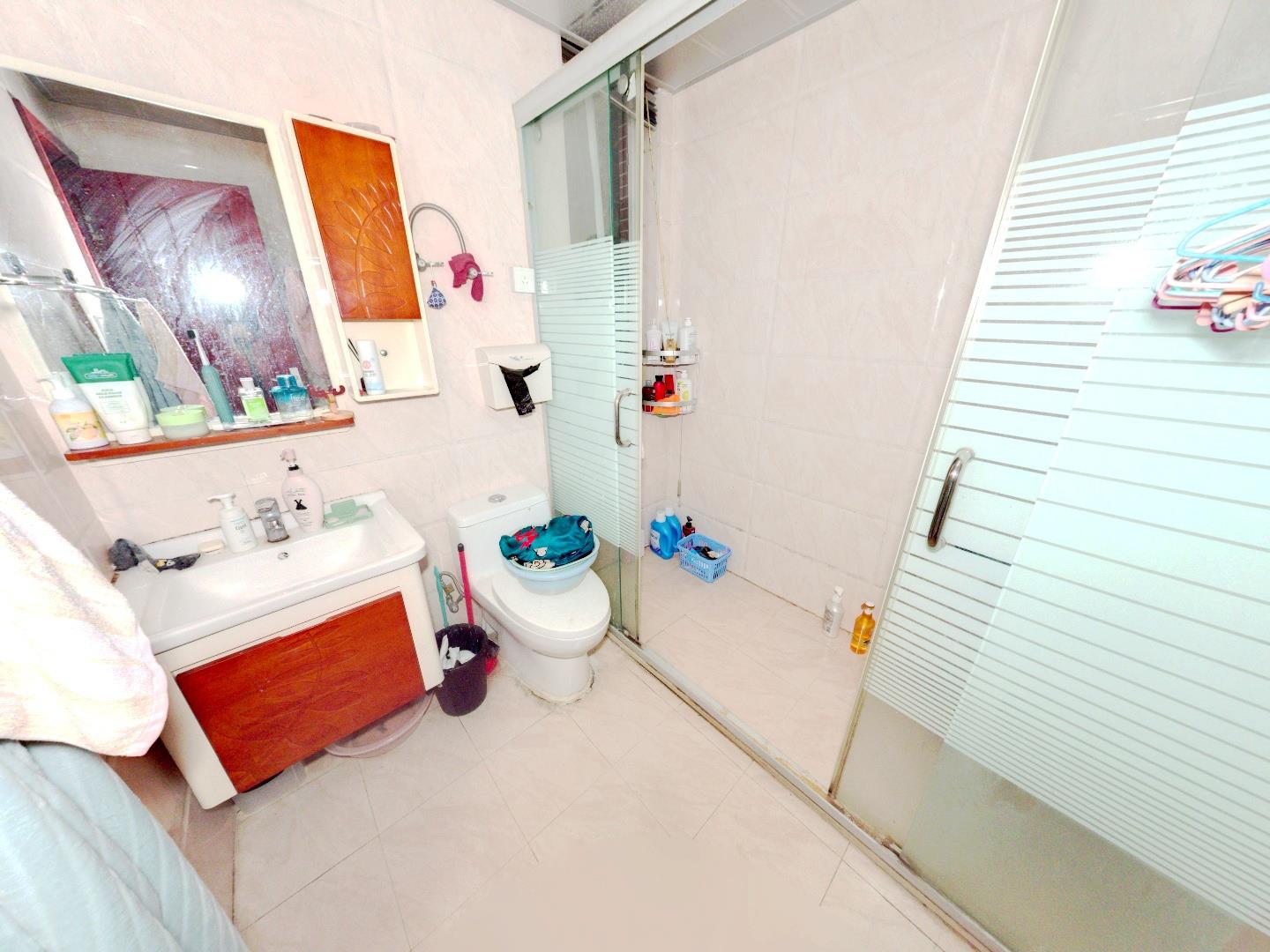 长航地中海花园 5室3厅3卫 183.40m&sup2;
